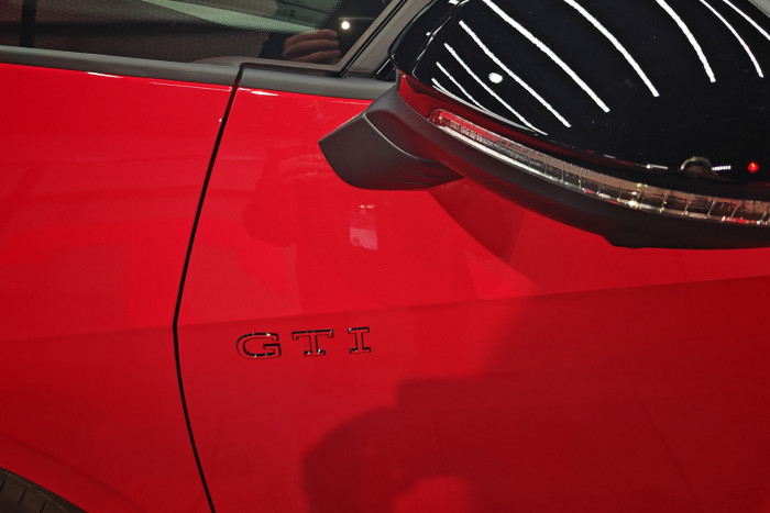 Das Kürzel GTI steht für Grand Tourisme Injection, wobei Elektroautos keinen Einspritzer benötigen. (Foto: Friedhelm Greis/Golem)