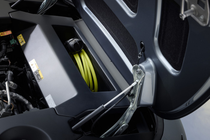 Die Fronthaube ist vorne angeschlagen. (Foto: VW)  
