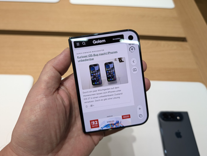 Beide Displays haben das gleiche Seitenverhältnis. (Bild: Tobias Költzsch/Golem)