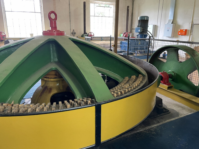 Schaufelrad im Wasserkraftwerk in Lunzenau (Quelle: Golem/Mario Petzold)