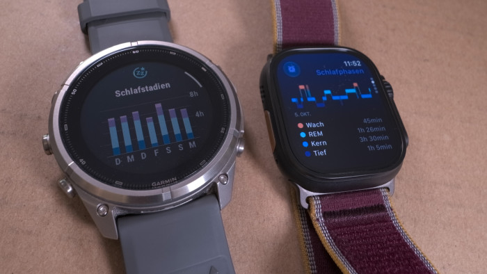 Die Schlafphasen auf den beiden Wearables. (Bild: Steinlechner/Golem)