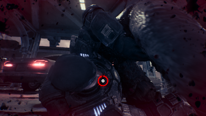 Wenn ein Locust zu nah kommt, müssen wir uns durch X-drücken wehren. (Bild: Microsoft / Screenshot: Golem)